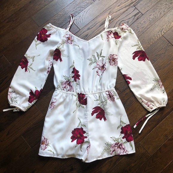 Floral Romper - Picture 1 of 5